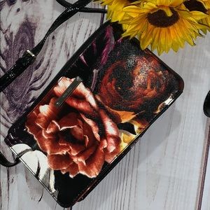 Nine West Black Floral Crossbody 🖤💐